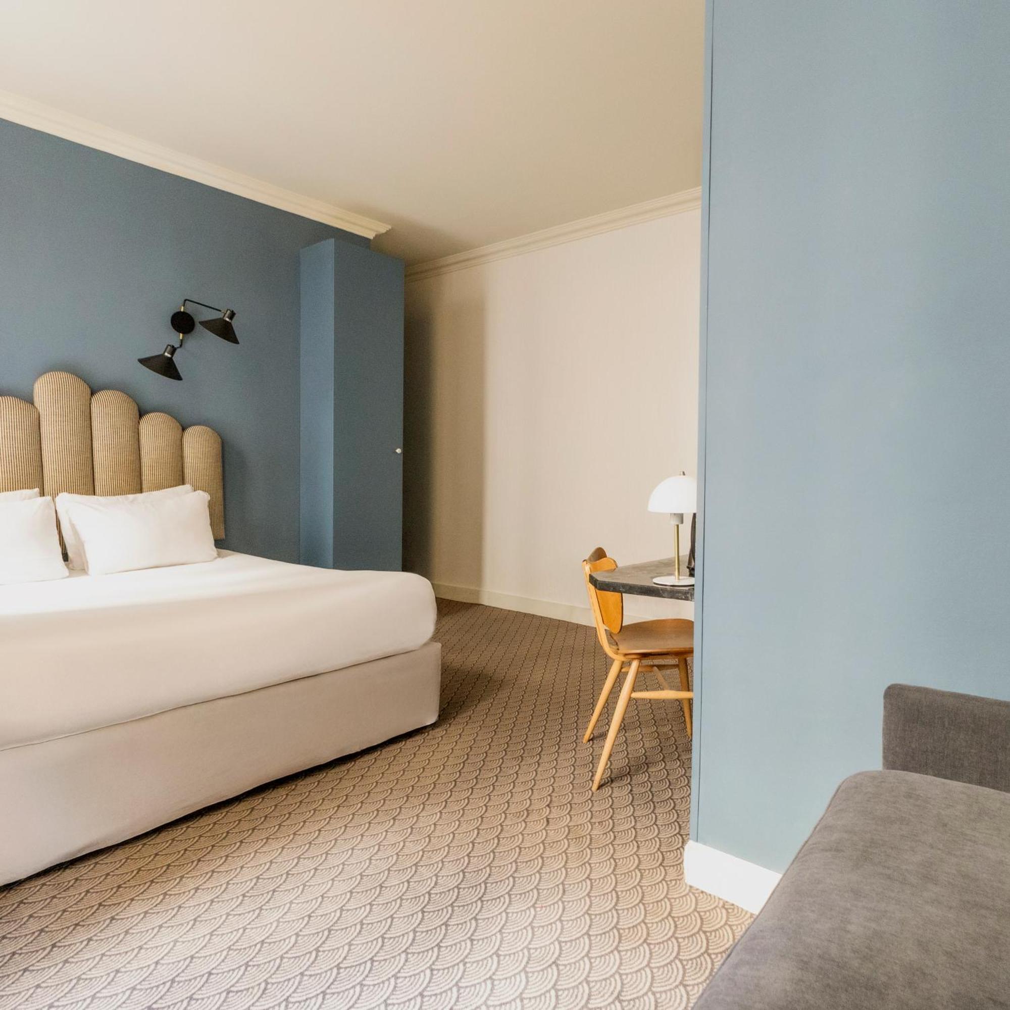 Deluxe Double Room,1742678539:JPEG